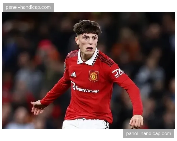 赛前发布会，滕哈格确认将派加纳乔首发，利用其速度针对对手转换回防慢的弱点